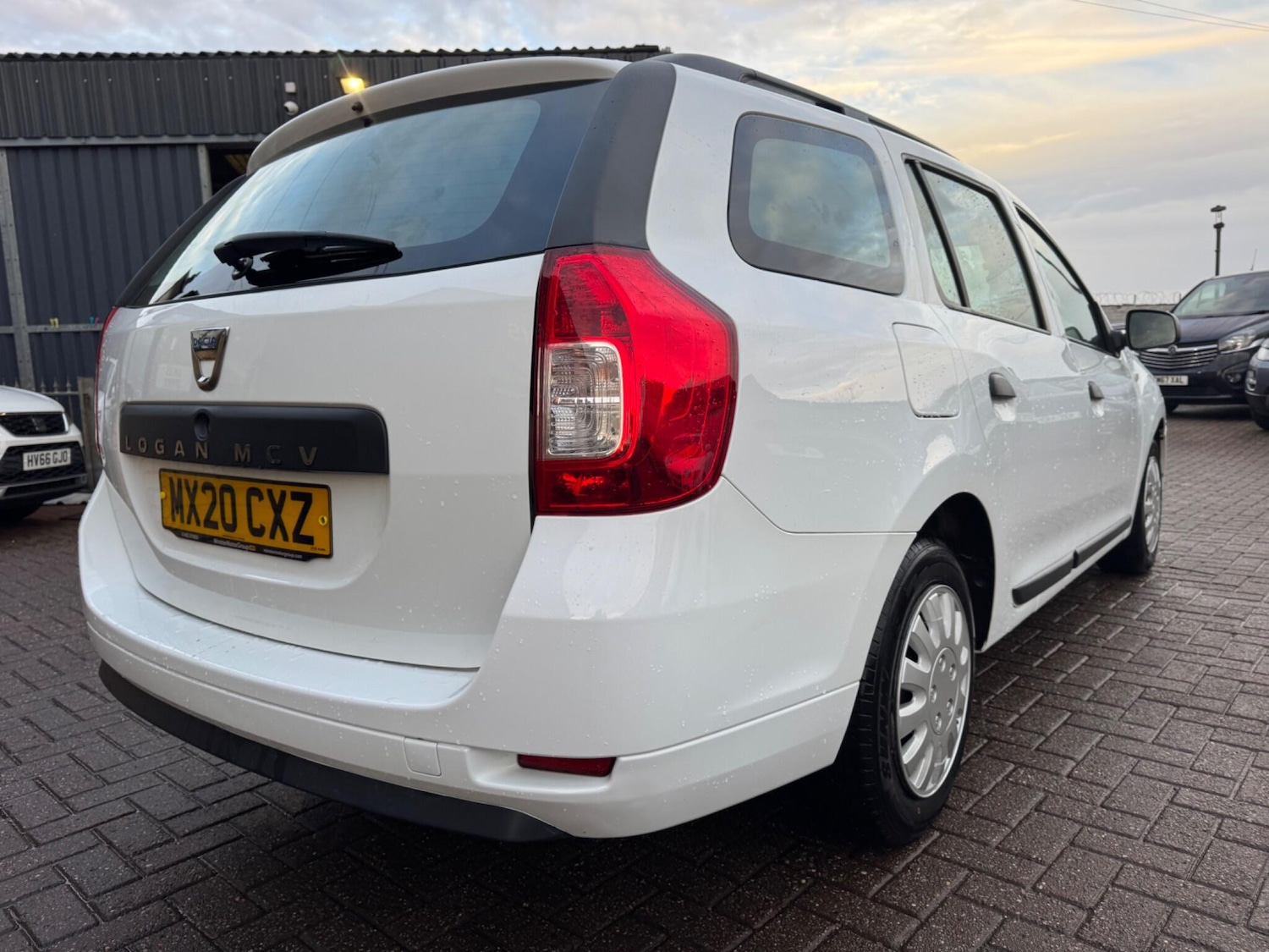 Used Dacia Logan MCV 2020 for sale - 76953481: Photo 12
