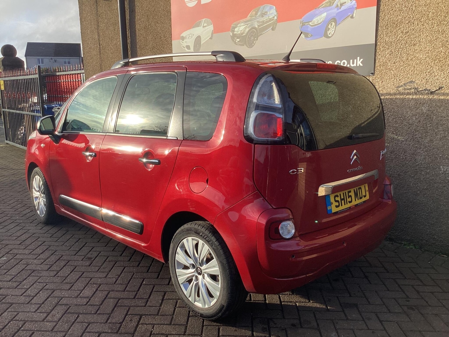 Used Citroen C3 Picasso 2015 for sale - 76832798: Photo 5