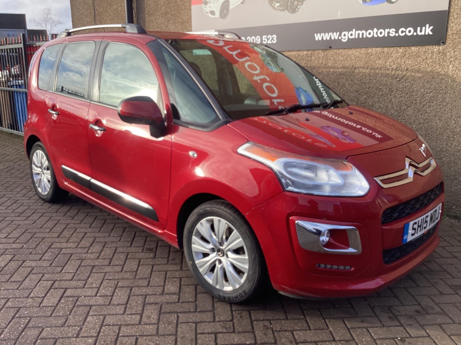 Used Citroen C3 Picasso 2015 for sale - 76832798: Photo 7