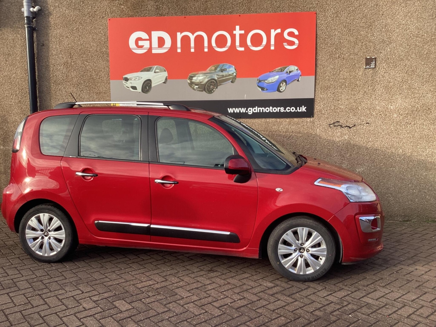 Used Citroen C3 Picasso 2015 for sale - 76832798: Photo 8