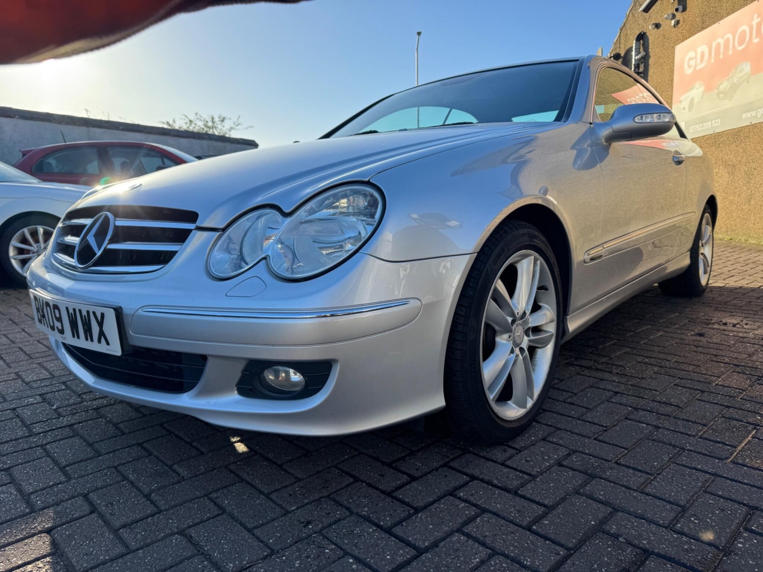 Used Mercedes-Benz CLK 2009 for sale - 76607520: Photo 3