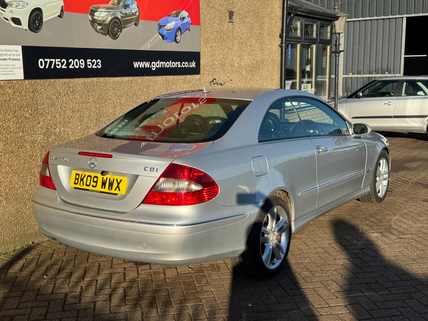 Used Mercedes-Benz CLK 2009 for sale - 76607520: Photo 9