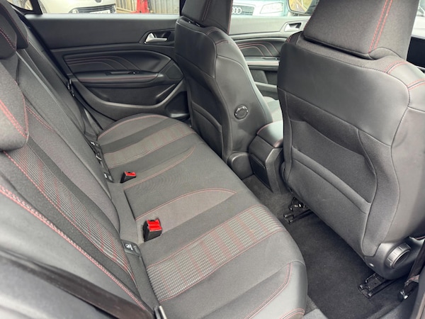 Used Peugeot 308 2018 for sale - 76247030: Photo 15