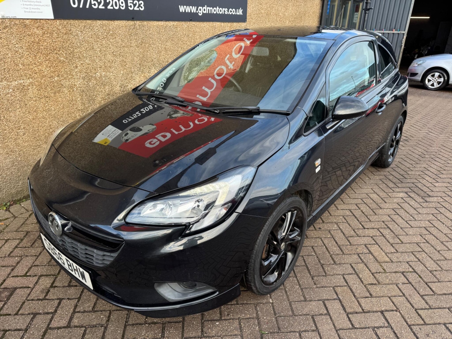 Used Vauxhall Corsa 2016 for sale - 76742607: Photo 4