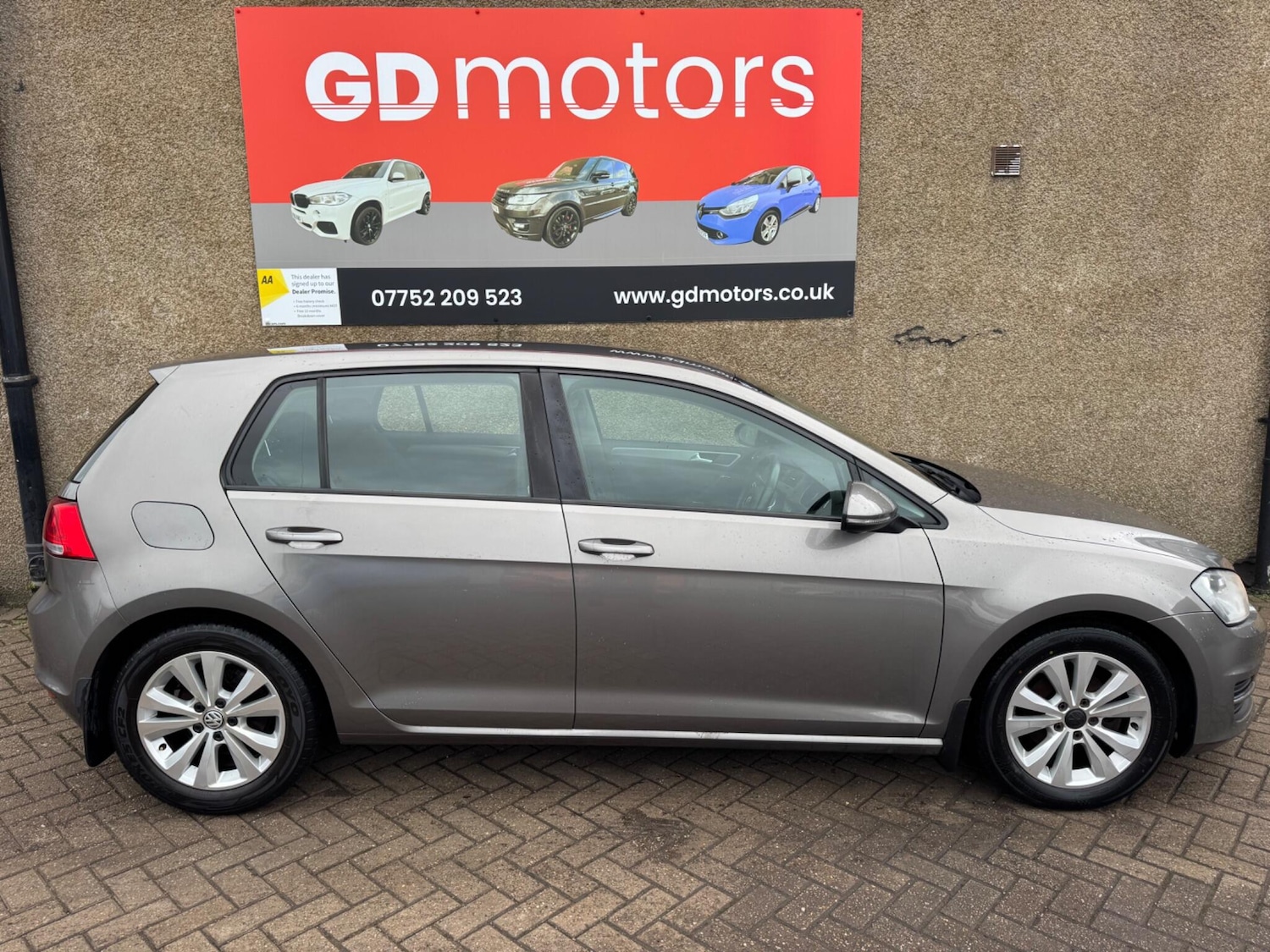 Used Volkswagen Golf 2014 for sale - 77469238: Photo 2
