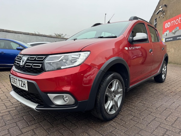 Used Dacia Sandero Stepway 2017 for sale - 76259229: Photo 10