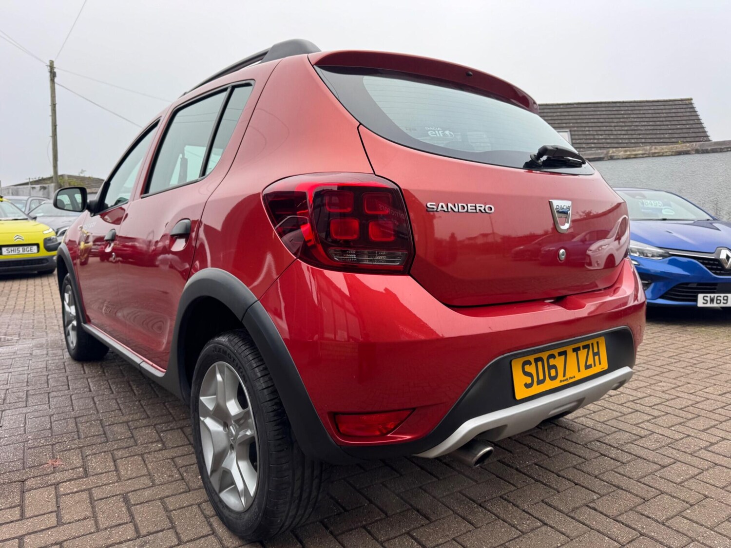 Used Dacia Sandero Stepway 2017 for sale - 76259229: Photo 13