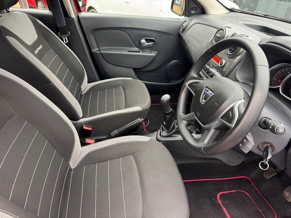 Used Dacia Sandero Stepway 2017 for sale - 76259229: Photo 14