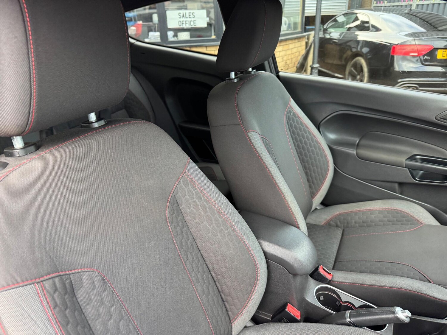 Used Ford Fiesta 2016 for sale - 77838848: Photo 22