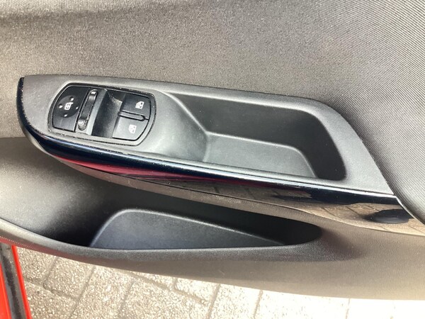 Used Vauxhall Corsa 2015 for sale - 74810868: Photo 14