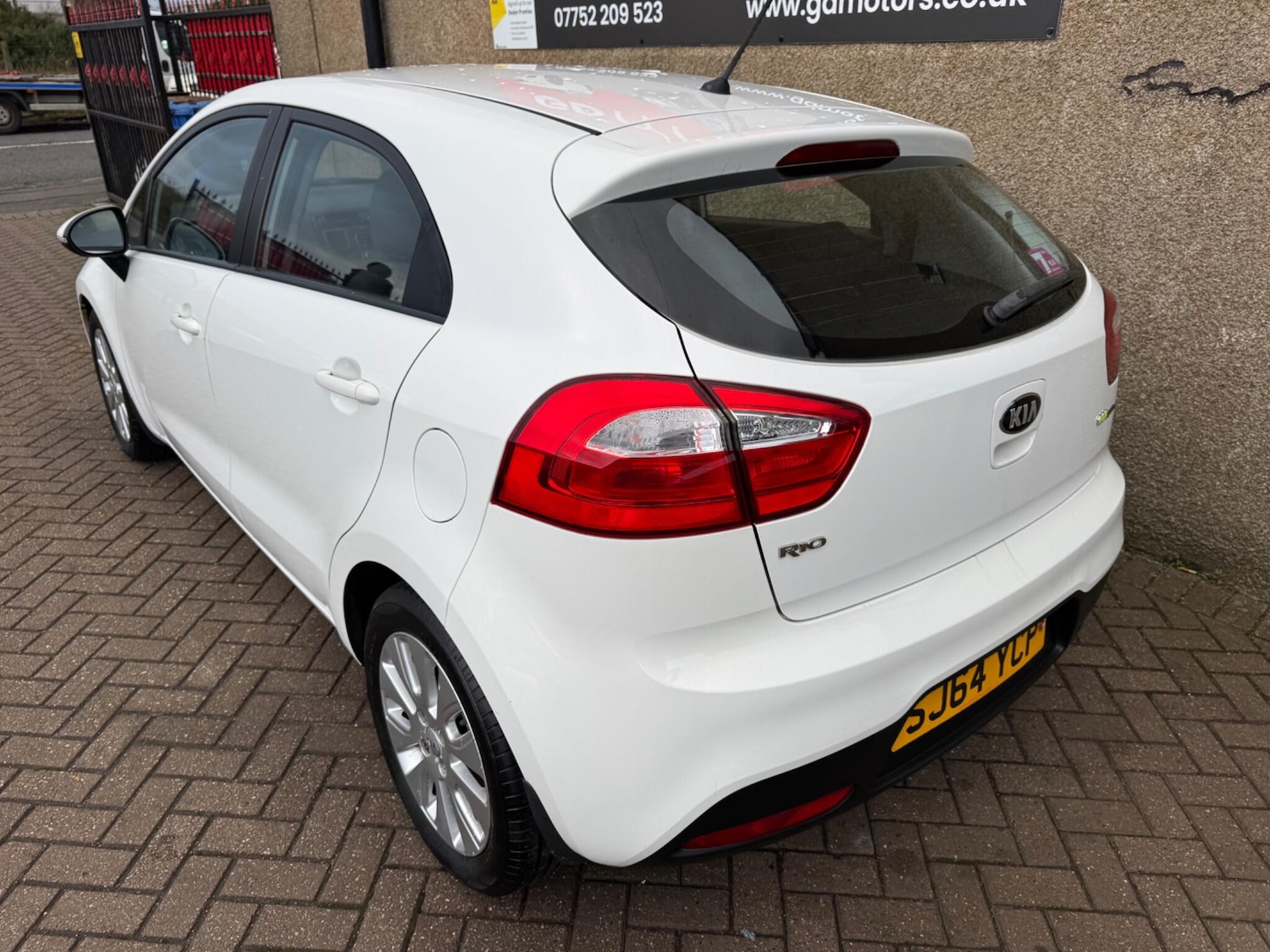 Used Kia Rio 2014 for sale - 76936481: Photo 7