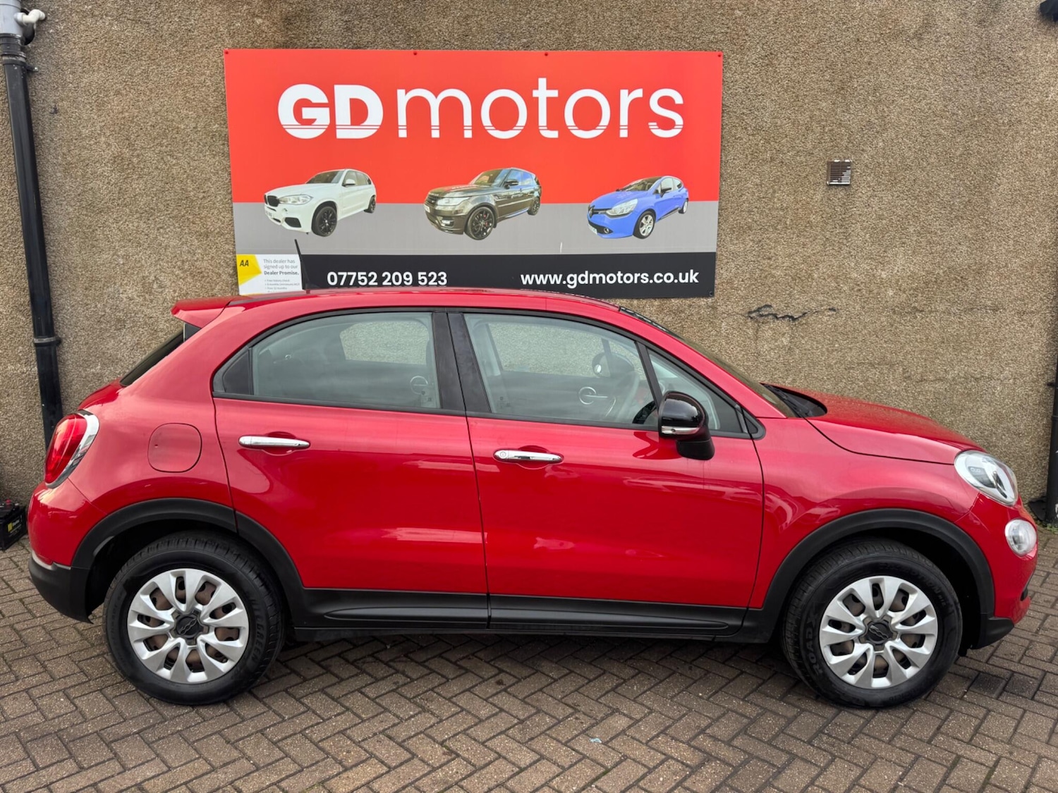 Used Fiat 500X 2016 for sale - 76472658: Photo 2