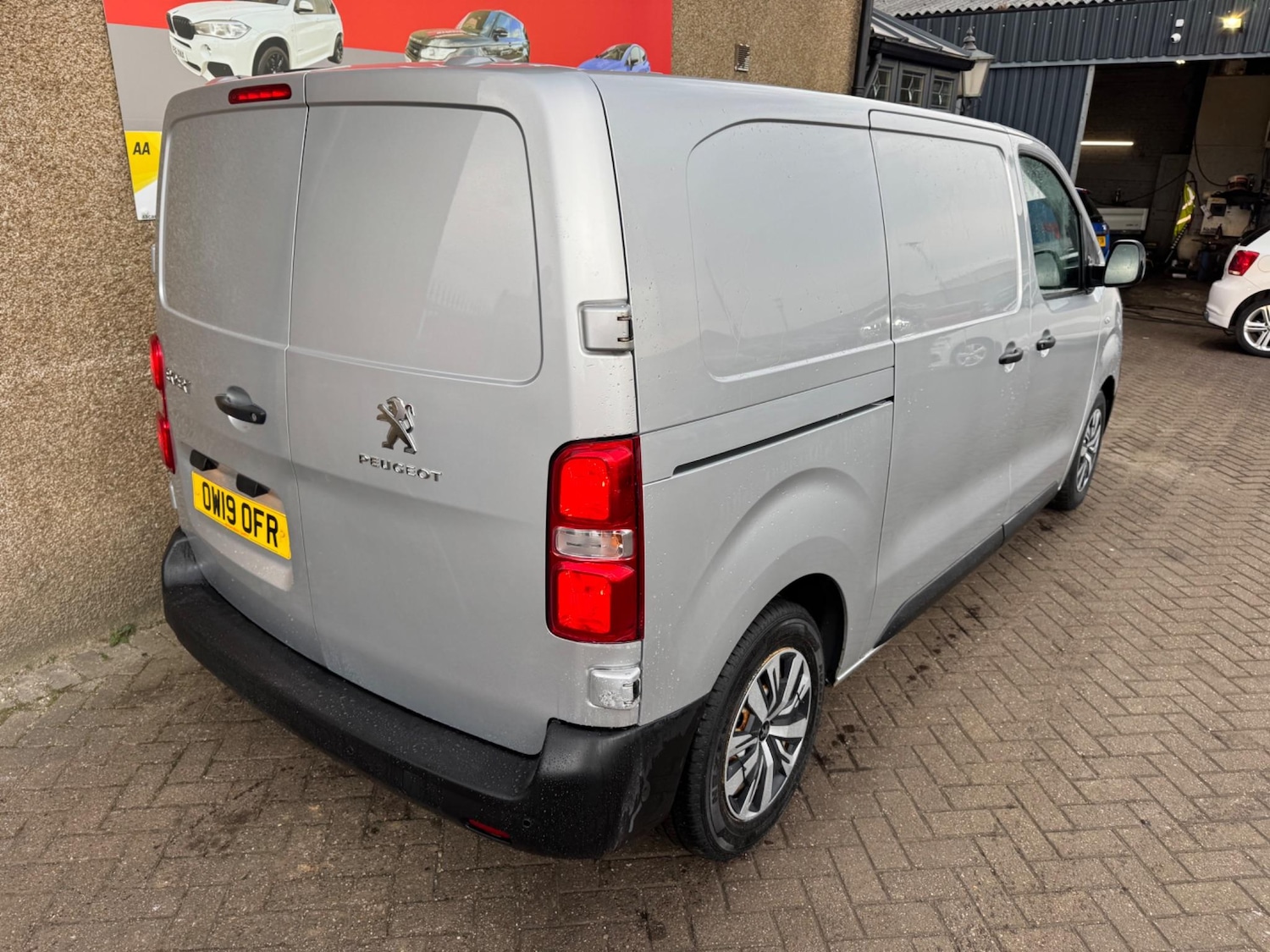 Used Peugeot Expert 2019 for sale - 76538960: Photo 9