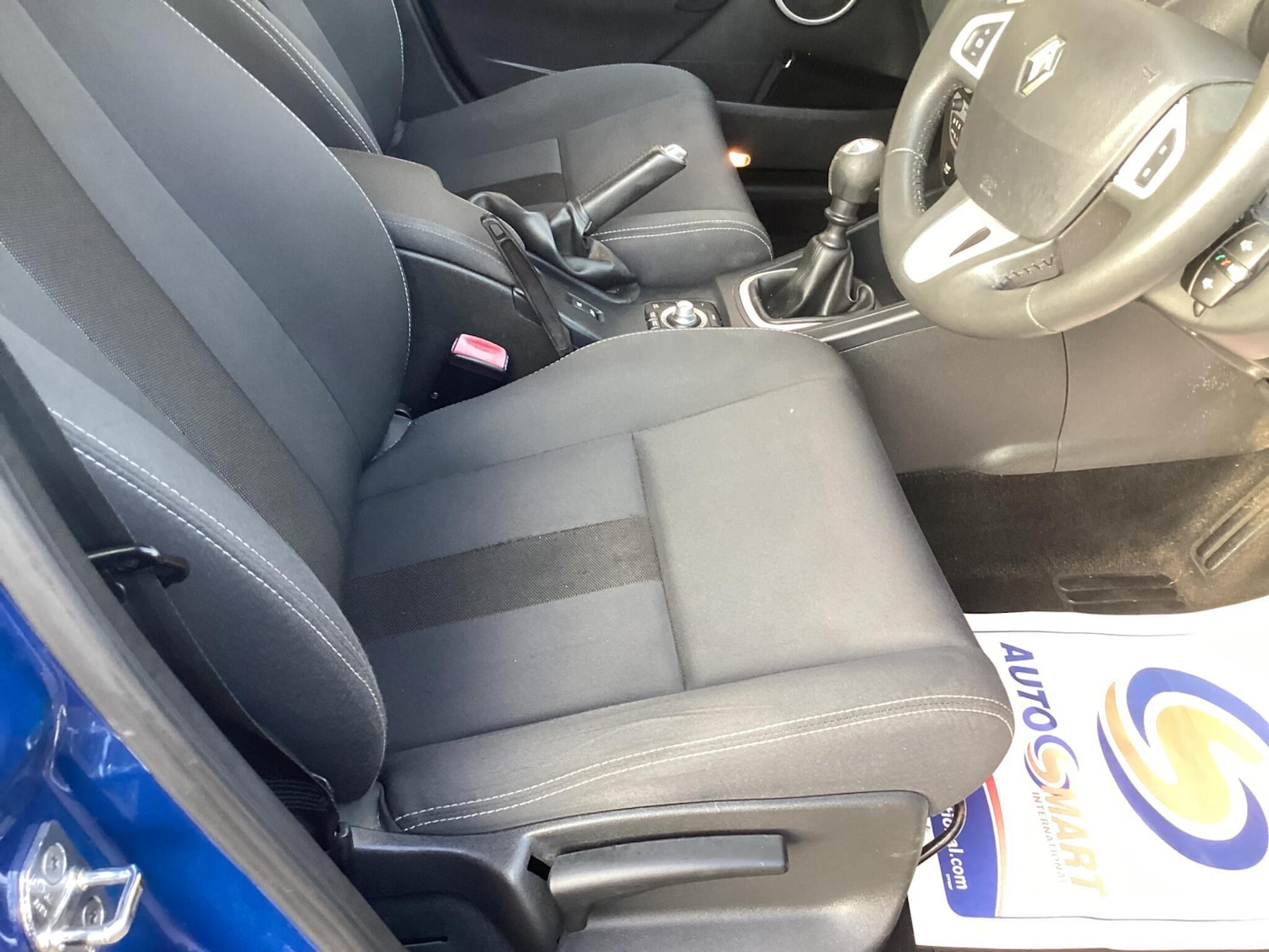 Used Renault Megane 2011 for sale - 76832295: Photo 10