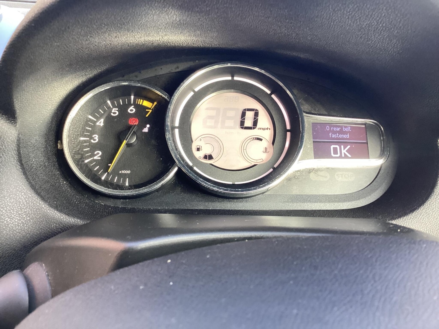 Used Renault Megane 2011 for sale - 76832295: Photo 19