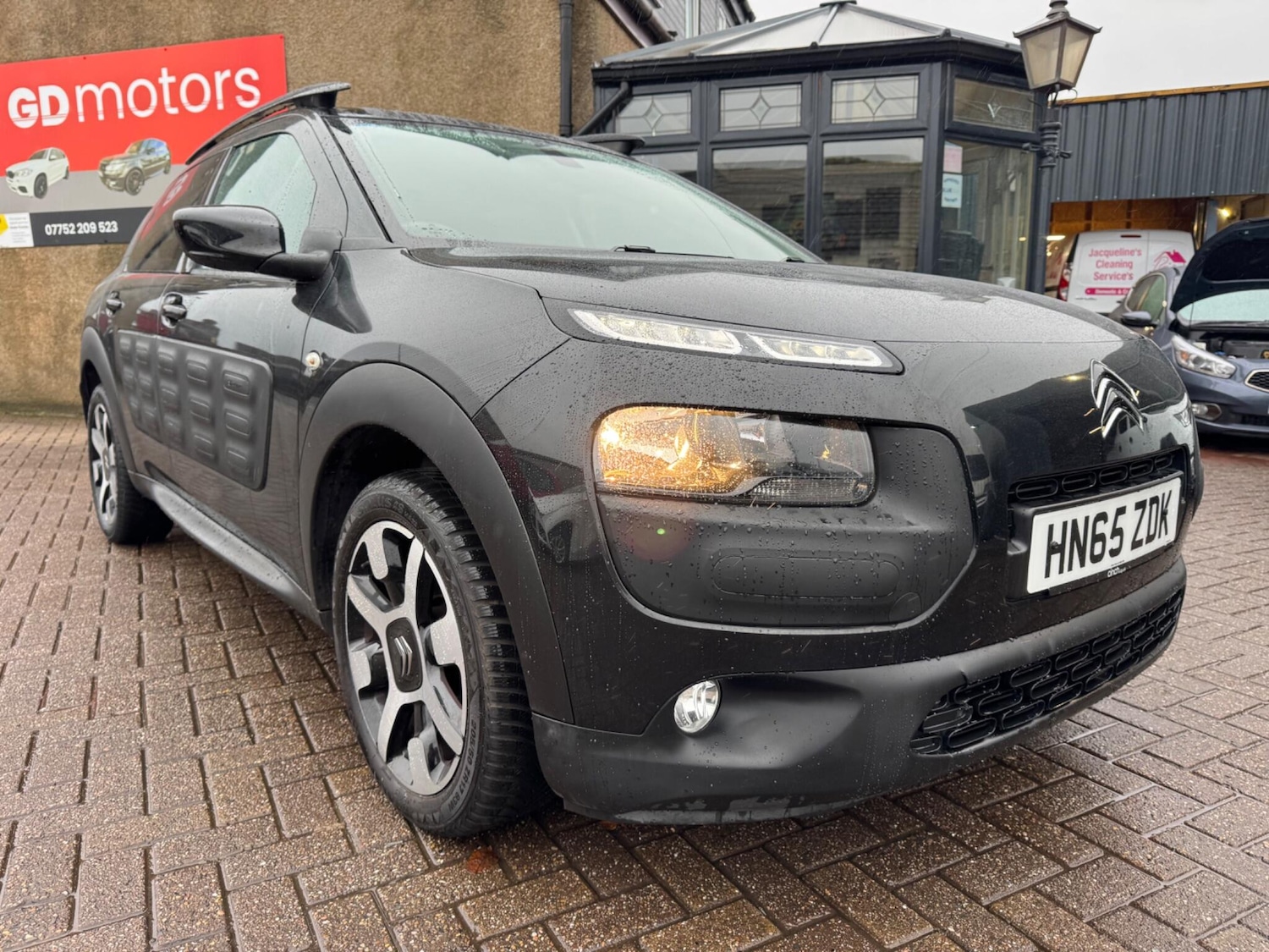 Used Citroen C4 Cactus 2015 for sale - 76572899: Photo 10