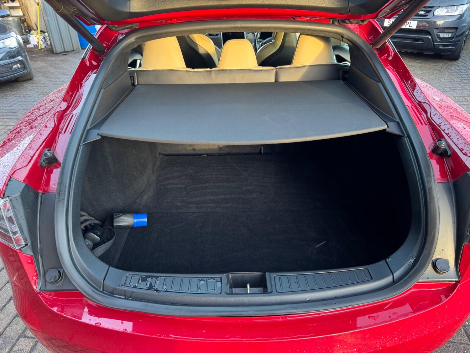 Used Tesla Model S 2017 for sale - 76399285: Photo 13