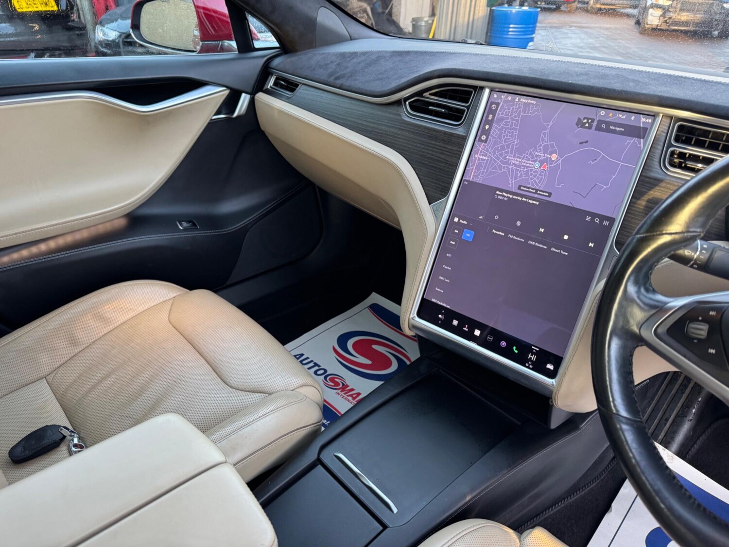 Used Tesla Model S 2017 for sale - 76399285: Photo 22