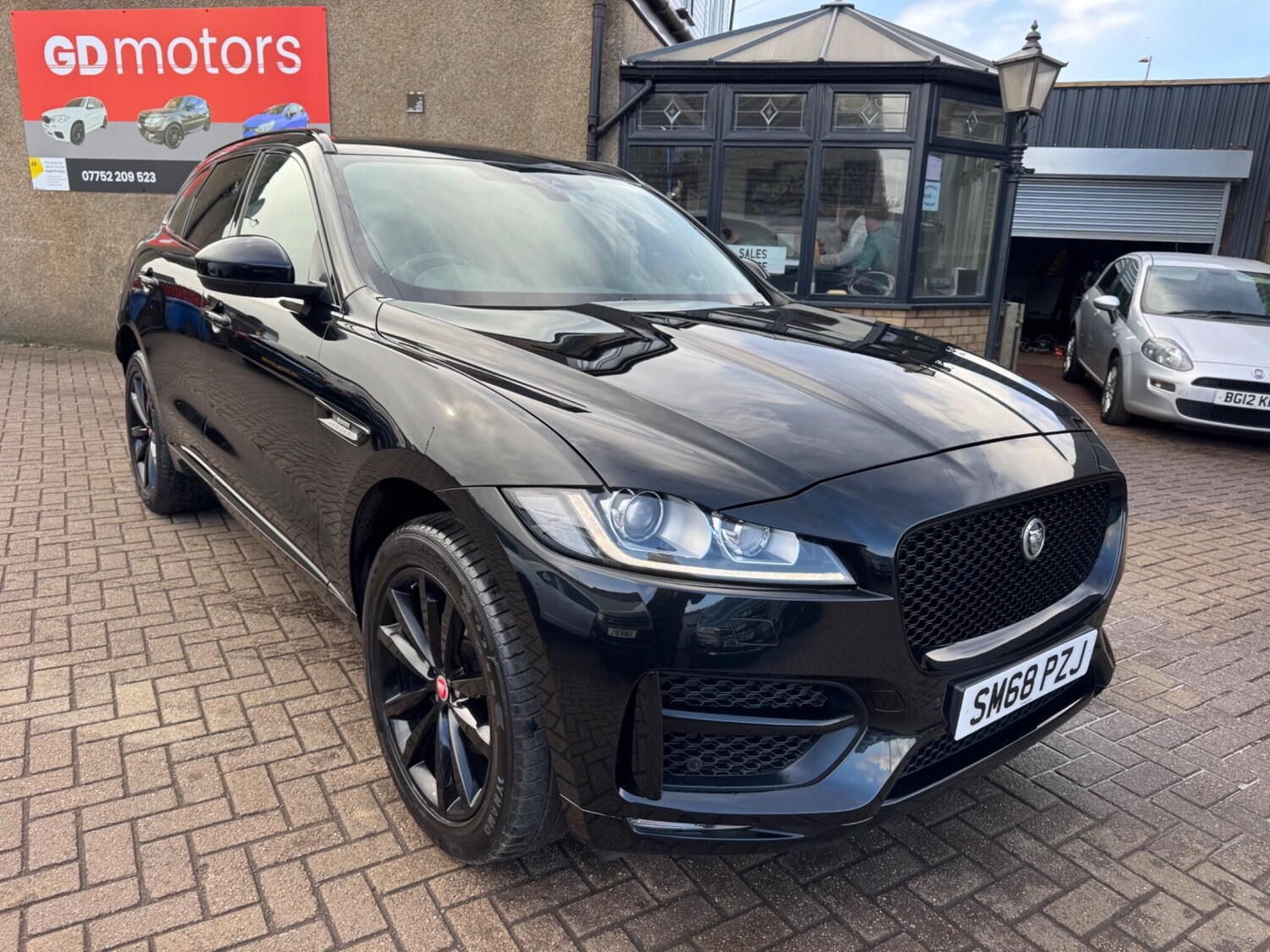 Used Jaguar F-Pace for sale - 78057904: Photo 10