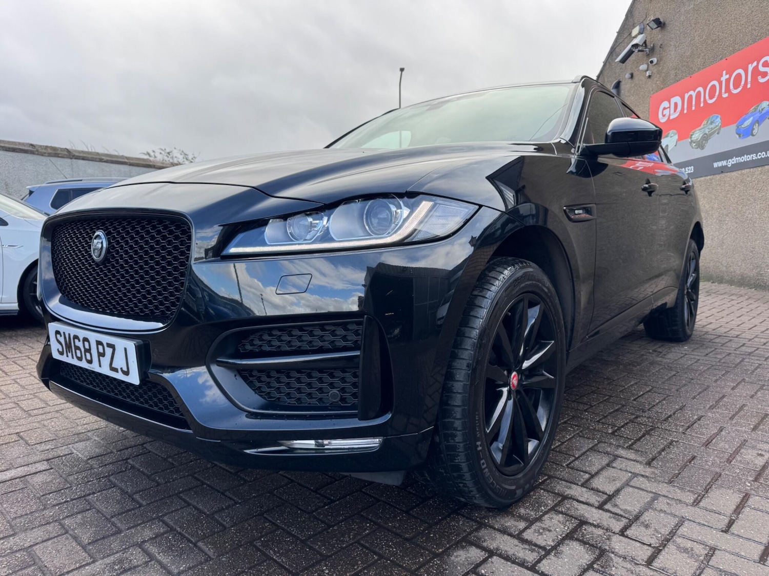 Used Jaguar F-Pace for sale - 78057904: Photo 4