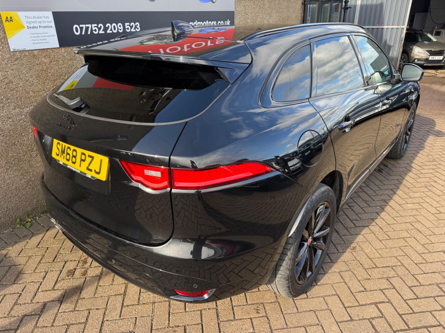 Used Jaguar F-Pace for sale - 78057904: Photo 9