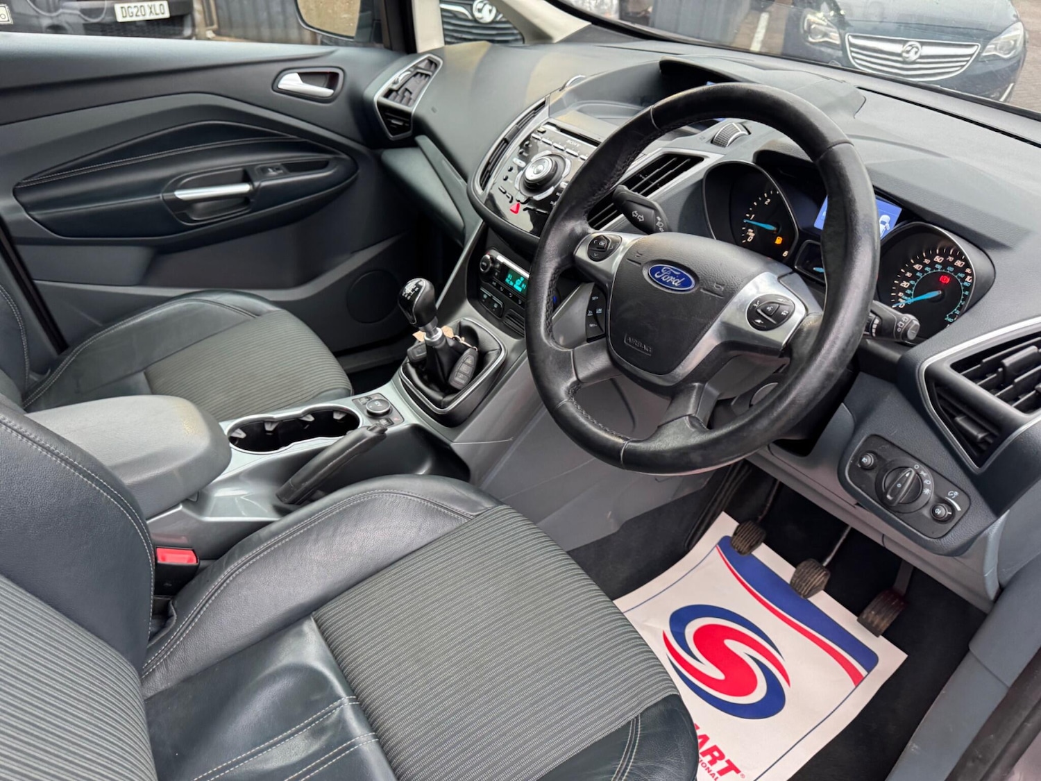 Used Ford C-Max 2014 for sale - 77040677: Photo 16