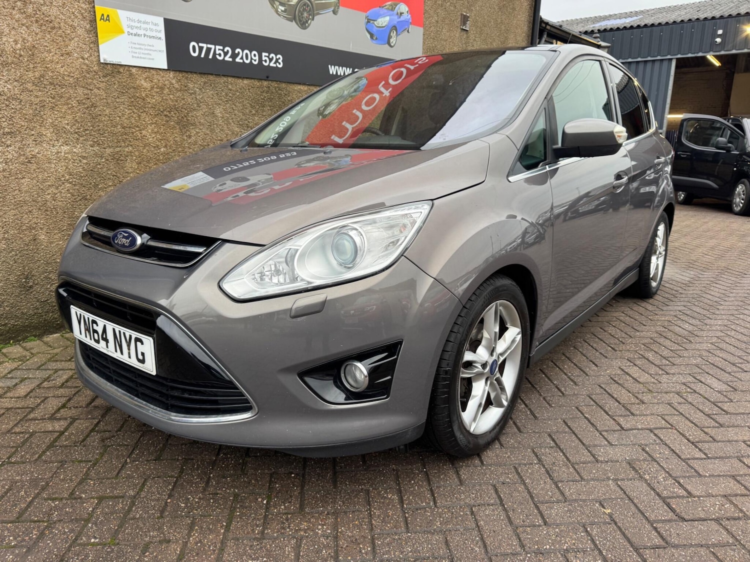 Used Ford C-Max 2014 for sale - 77040677: Photo 6