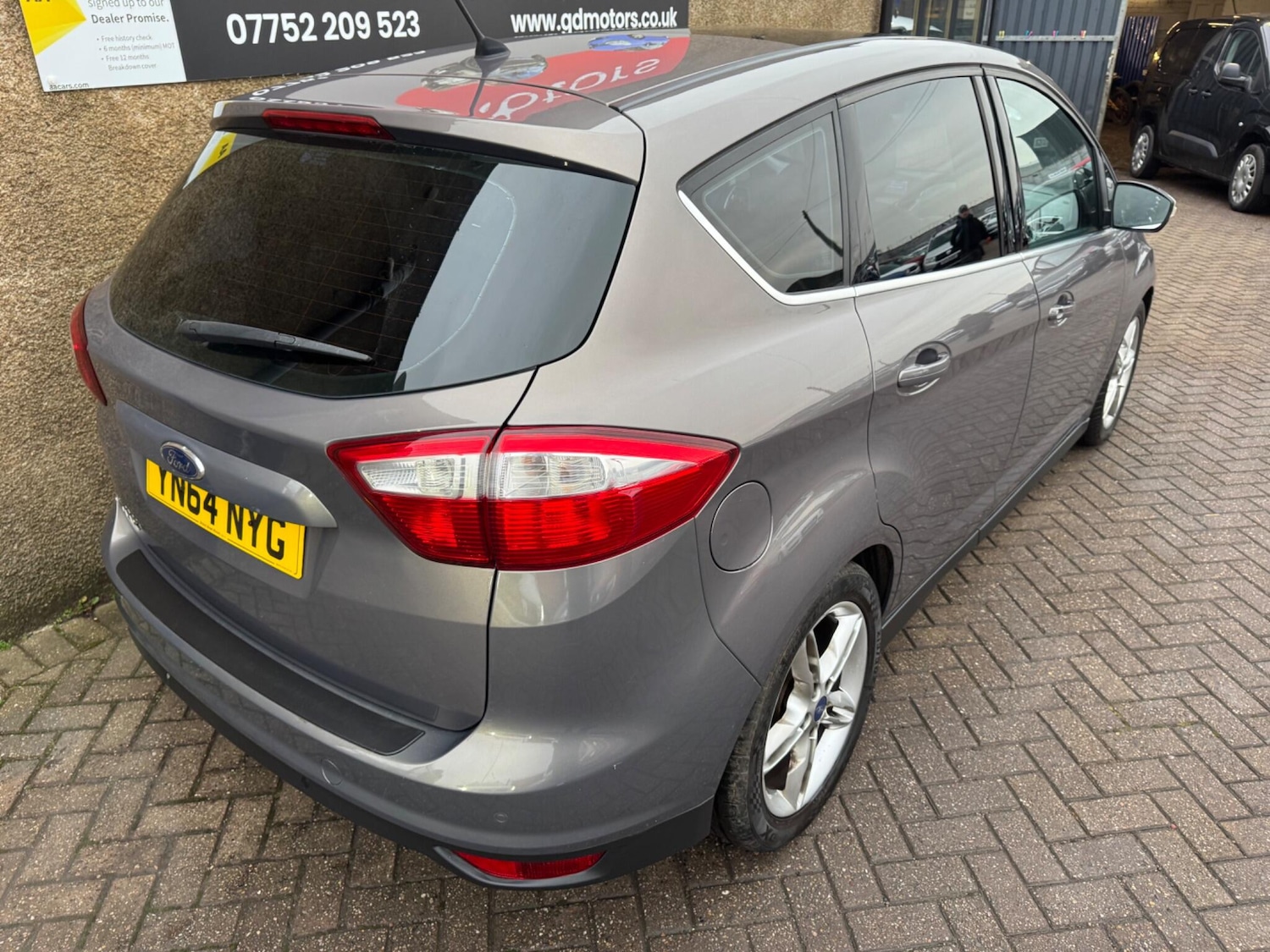 Used Ford C-Max 2014 for sale - 77040677: Photo 7