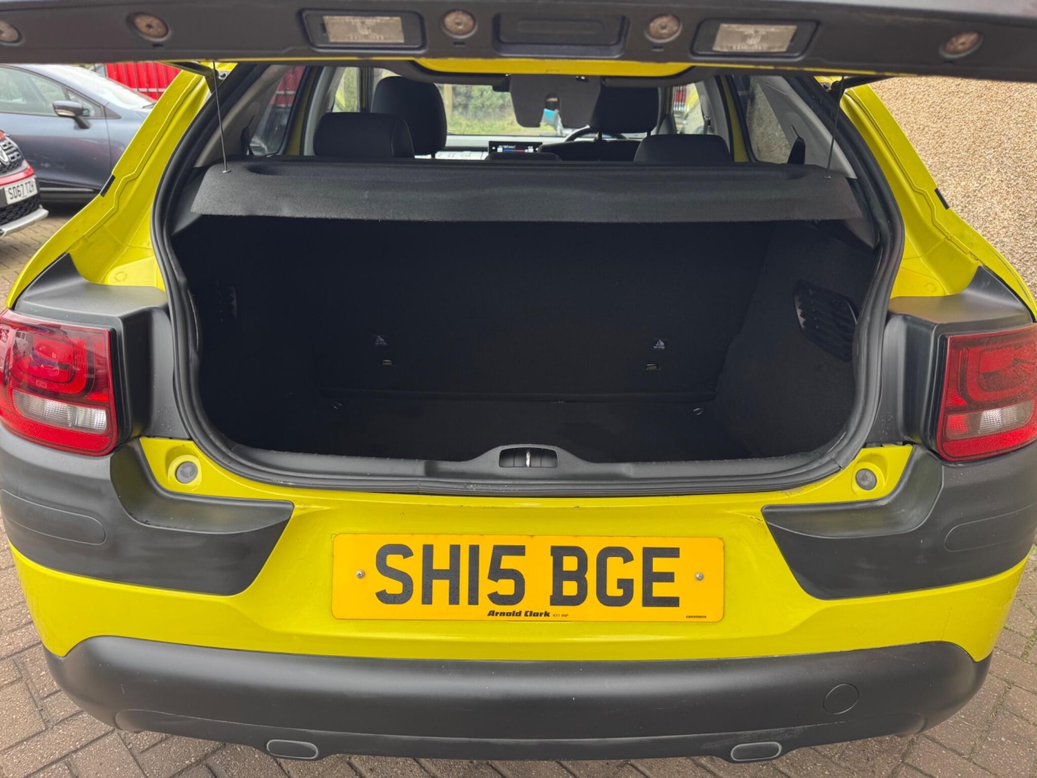 Used Citroen C4 Cactus 2015 for sale - 76307843: Photo 10