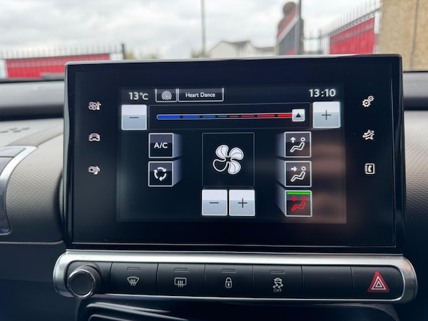 Used Citroen C4 Cactus 2015 for sale - 76307843: Photo 17