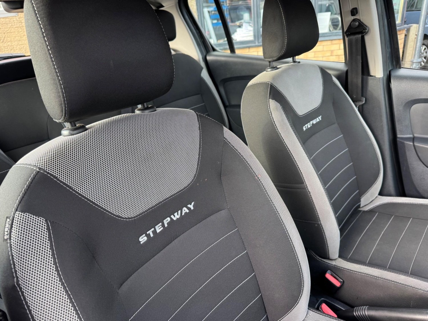 Used Dacia Sandero Stepway for sale - 76498691: Photo 13