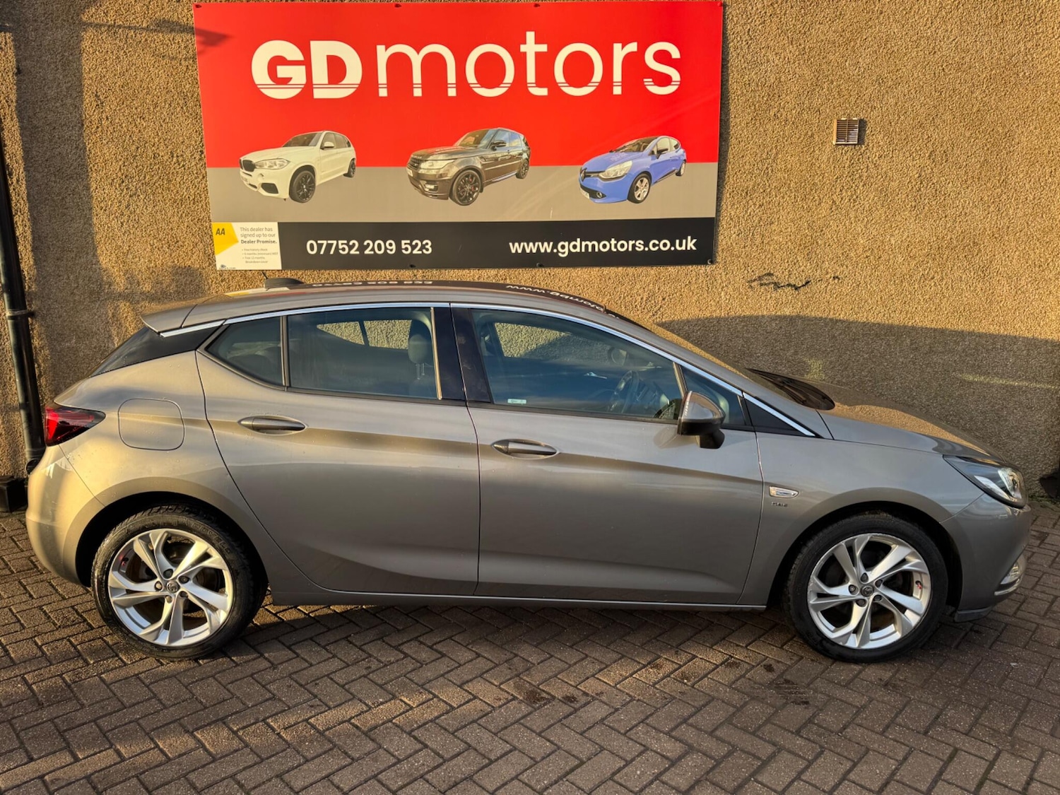 Used Vauxhall Astra 2017 for sale - 77050199: Photo 4