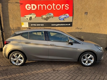 Used Vauxhall Astra 2017 for sale - 77050199: Photo