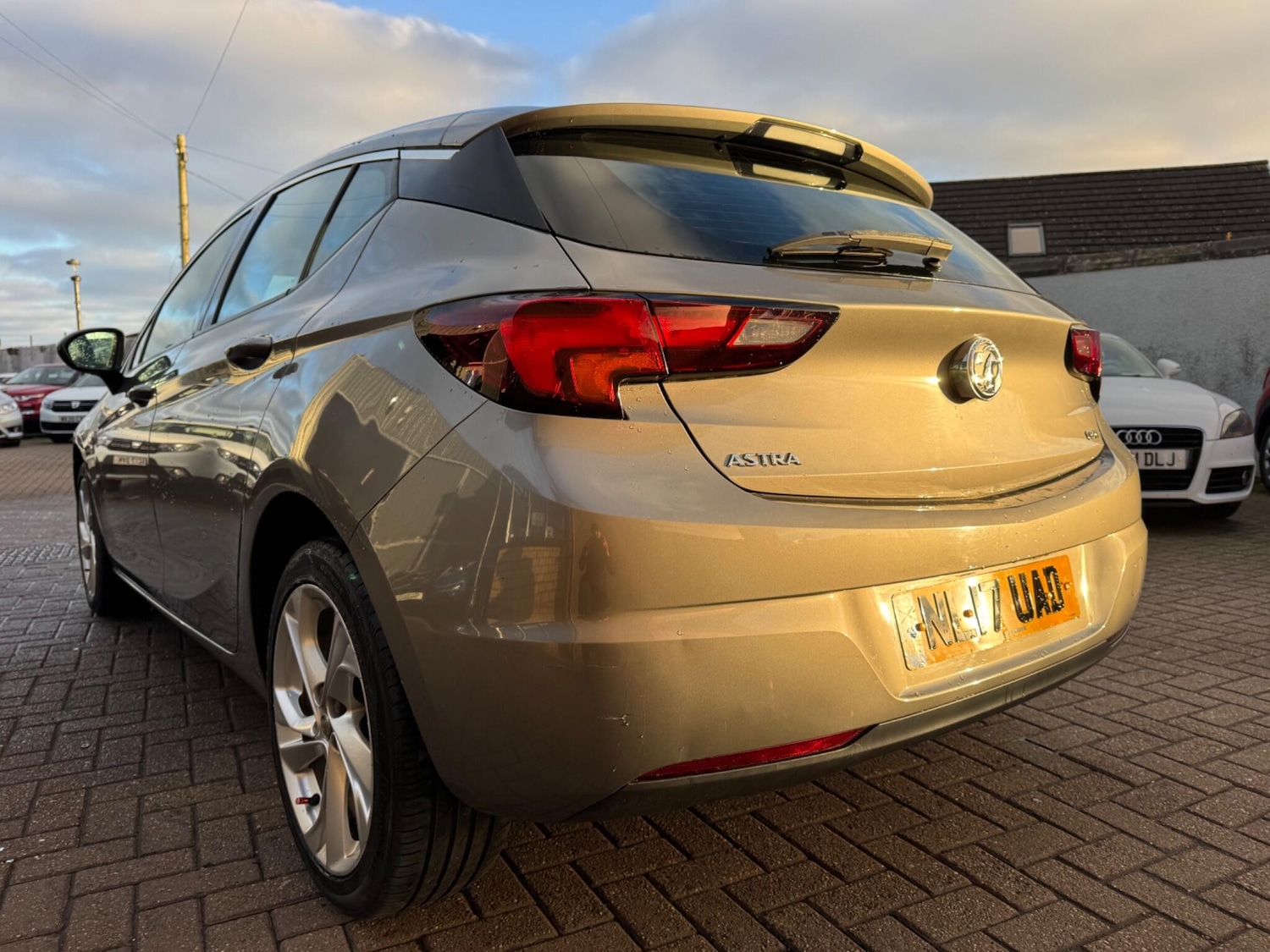 Used Vauxhall Astra 2017 for sale - 77050199: Photo 8