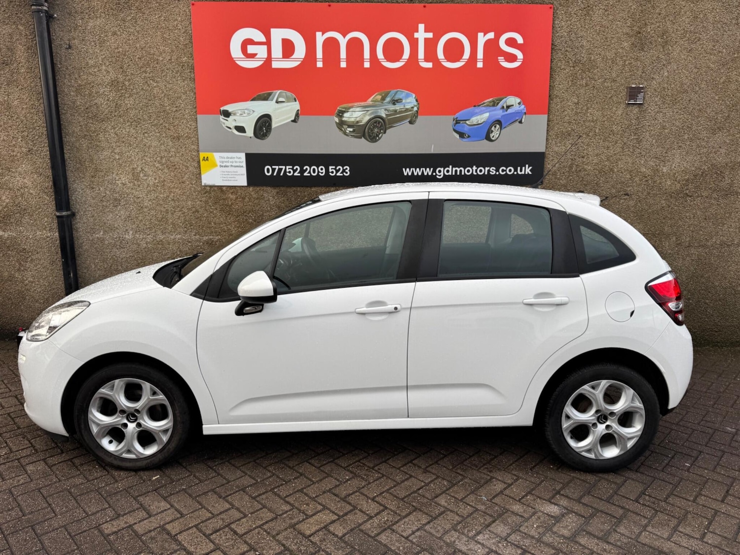 Used Citroen C3 for sale - 76499089: Photo 2