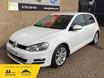 Volkswagen - Golf