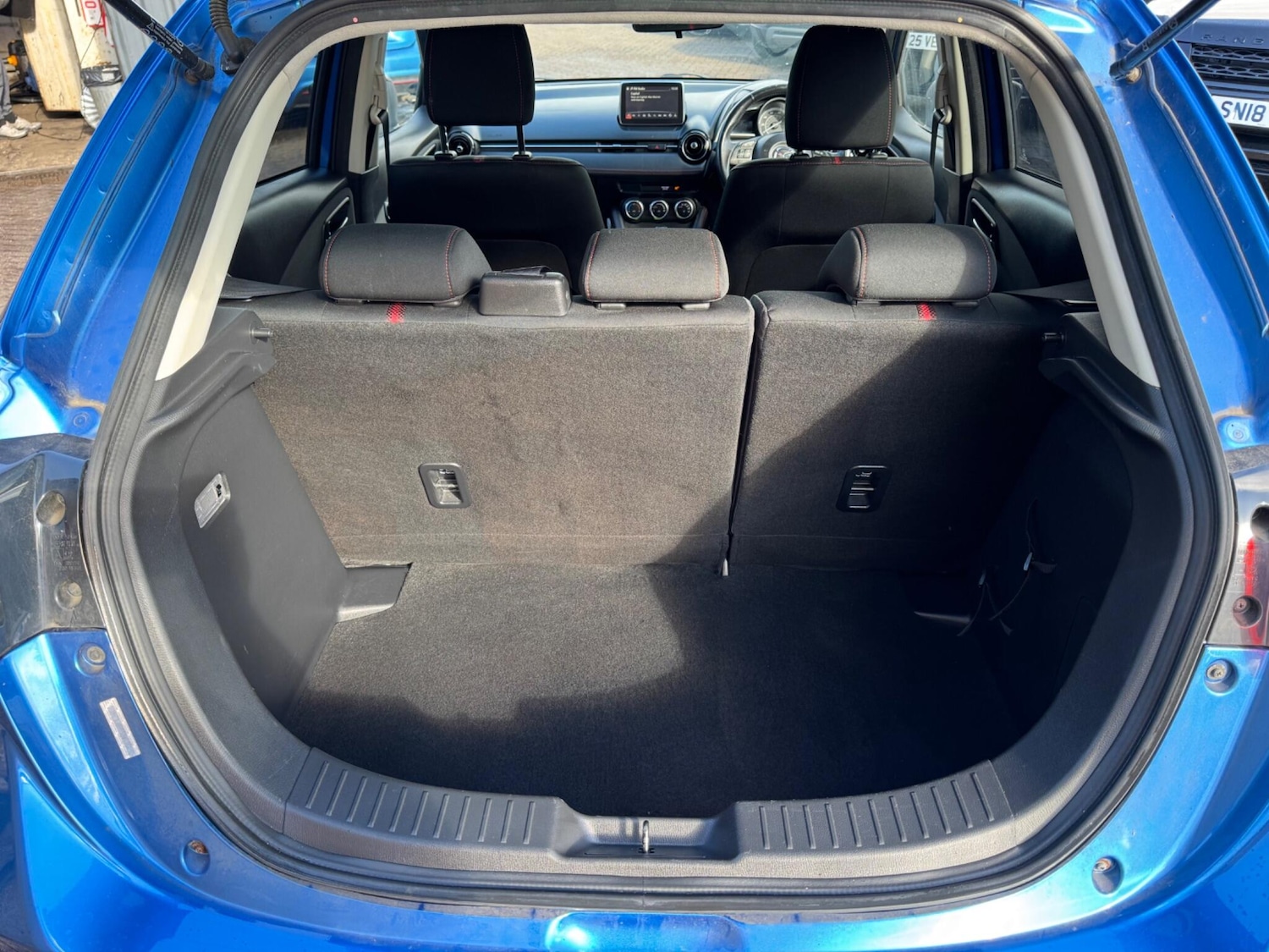 Used Mazda Mazda2 2016 for sale - 75978554: Photo 12