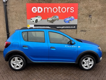 Used Dacia Sandero Stepway 2015 for sale - 78135620: Photo