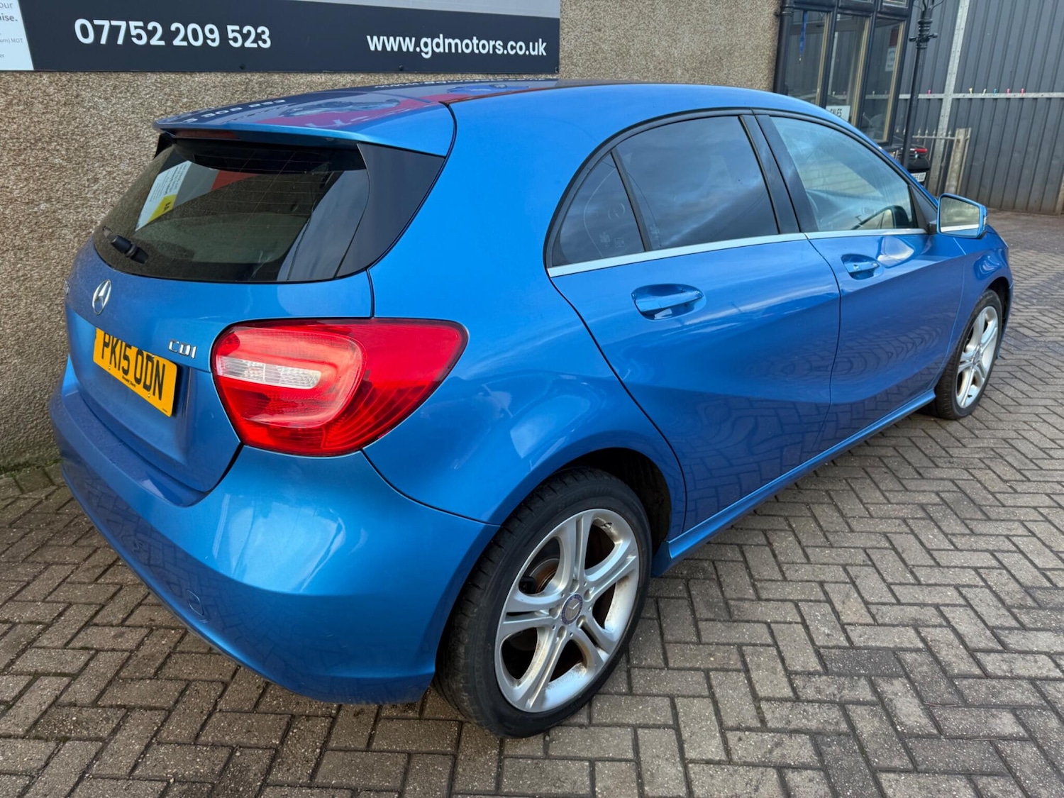 Used Mercedes-Benz A-Class 2015 for sale - 77454861: Photo 8