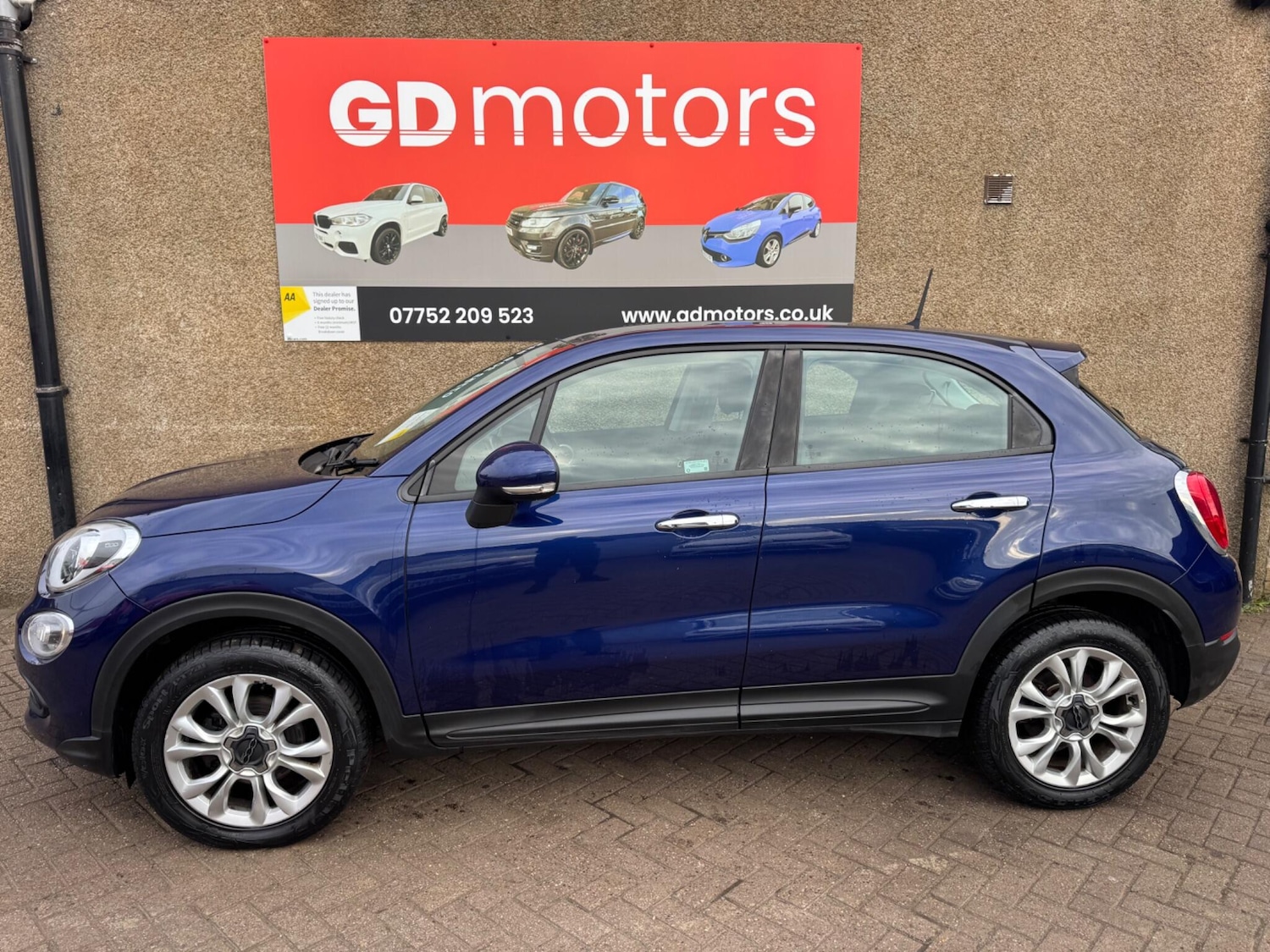 Used Fiat 500X 2015 for sale - 78170901: Photo 2