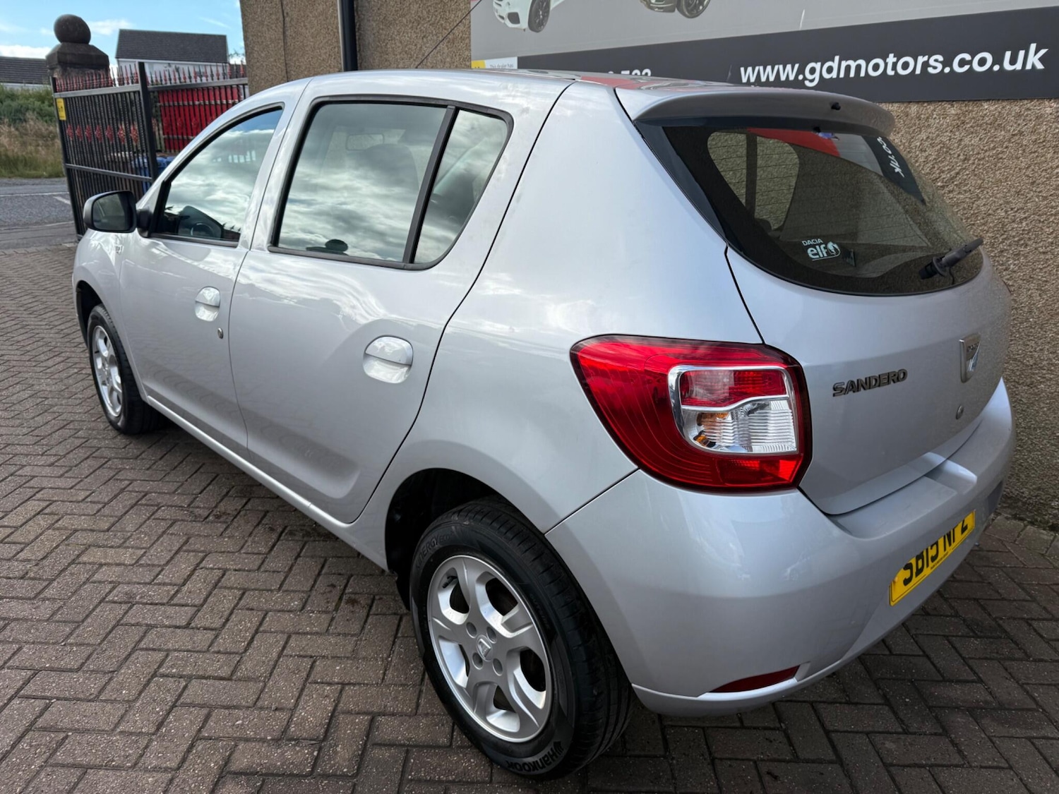 Vehicle 5