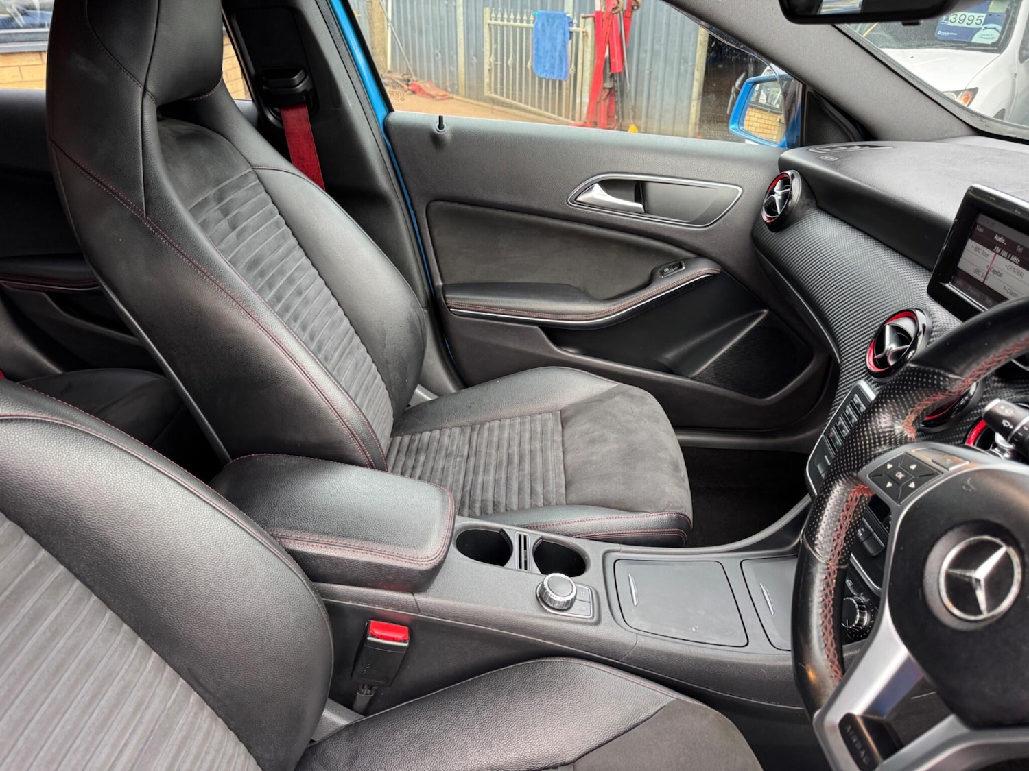 Used Mercedes-Benz A-Class 2013 for sale - 76314992: Photo 16