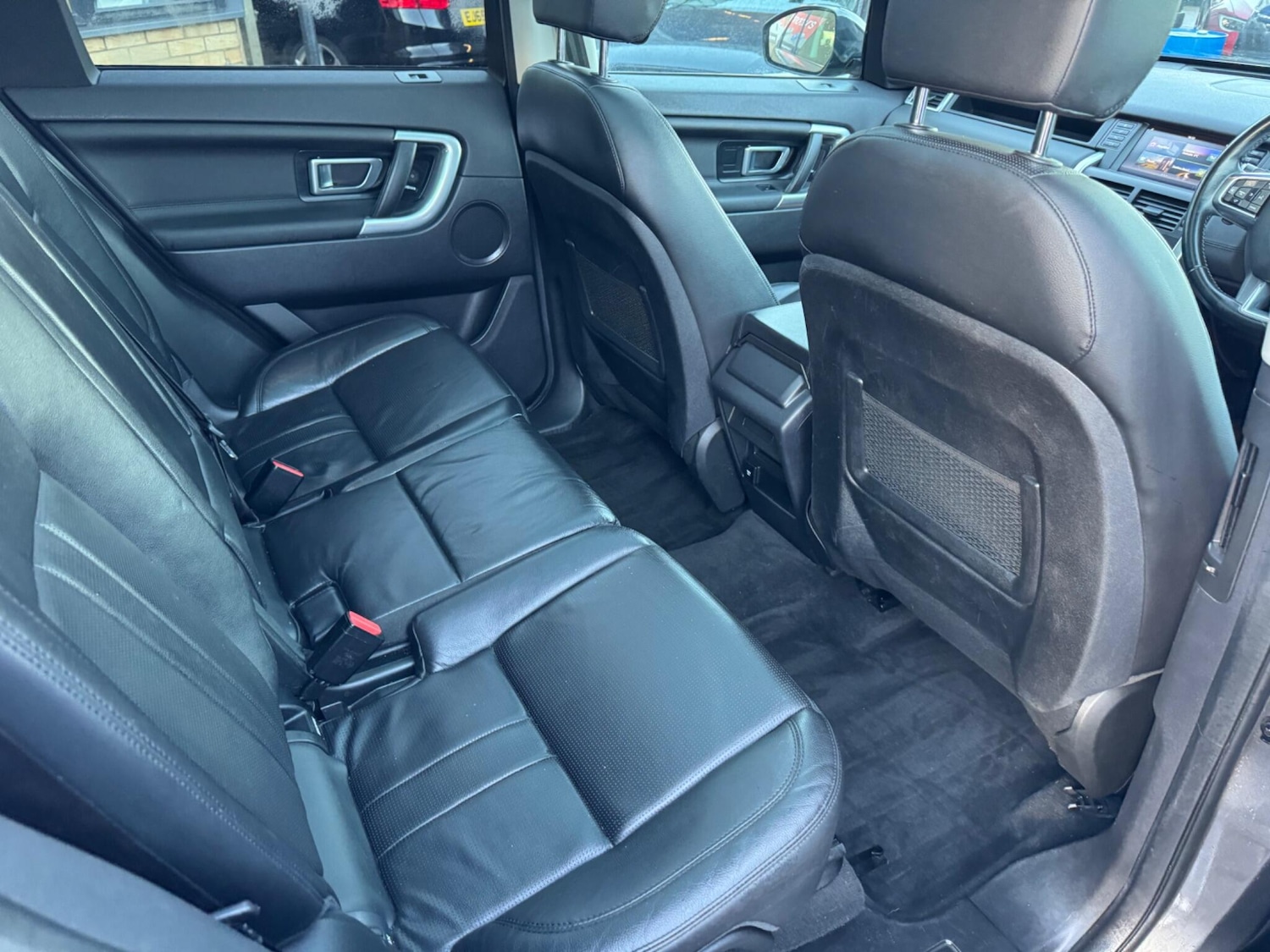 Used Land Rover Discovery Sport 2018 for sale - 76398424: Photo 12