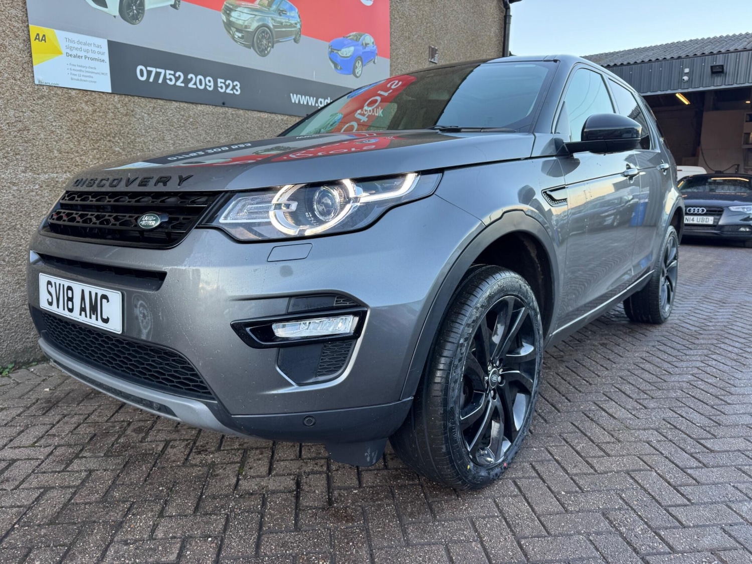 Used Land Rover Discovery Sport 2018 for sale - 76398424: Photo 6