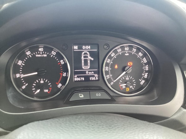 Used Skoda Rapid Spaceback 2015 for sale - 72701418: Photo 17