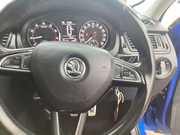 Used Skoda Rapid Spaceback 2015 for sale - 72701418: Photo 21