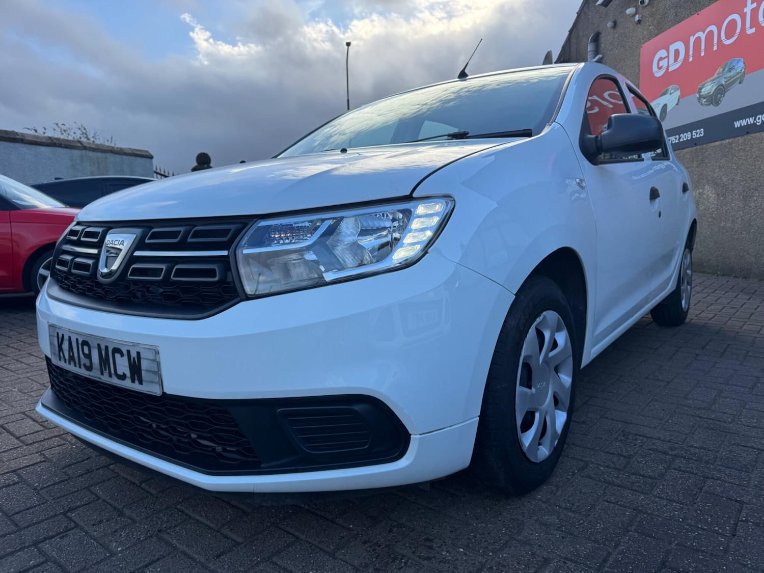 Used Dacia Sandero for sale - 77925221: Photo 10
