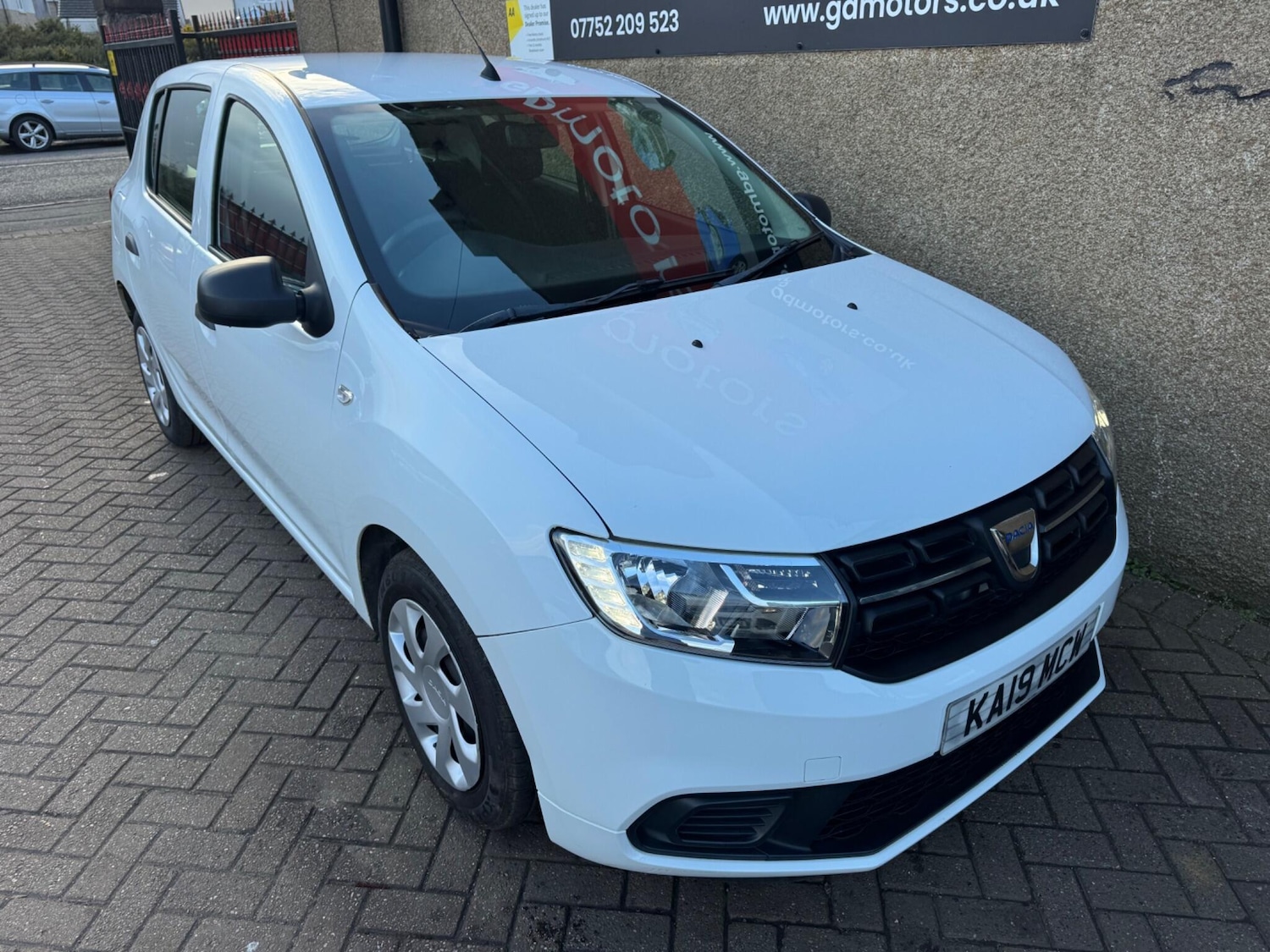 Used Dacia Sandero for sale - 77925221: Photo 11