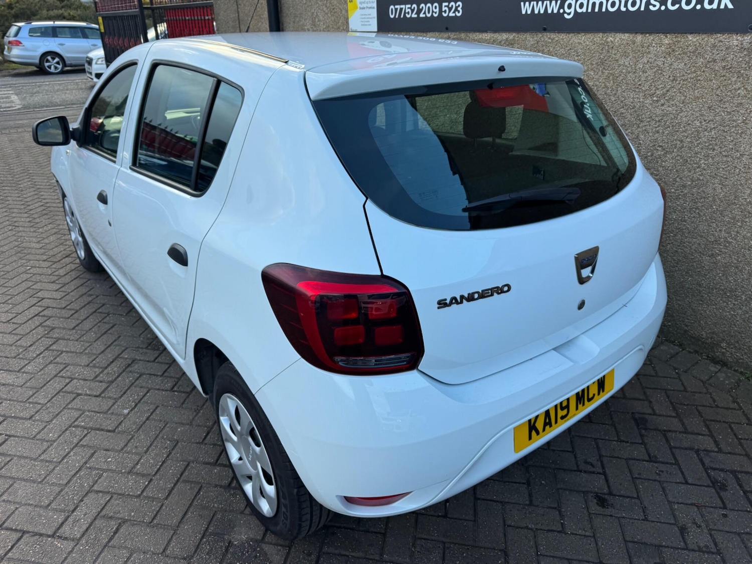Used Dacia Sandero for sale - 77925221: Photo 5