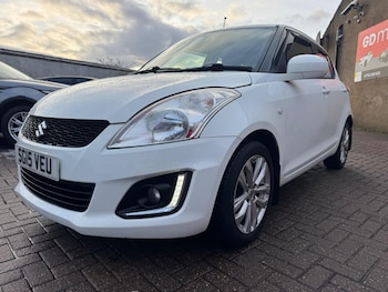 Used Suzuki Swift 2015 for sale - 77163219: Photo
